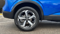 Nissan Qashqai 1.3 DiG-T MH N-Connecta 5dr Petrol Hatchback